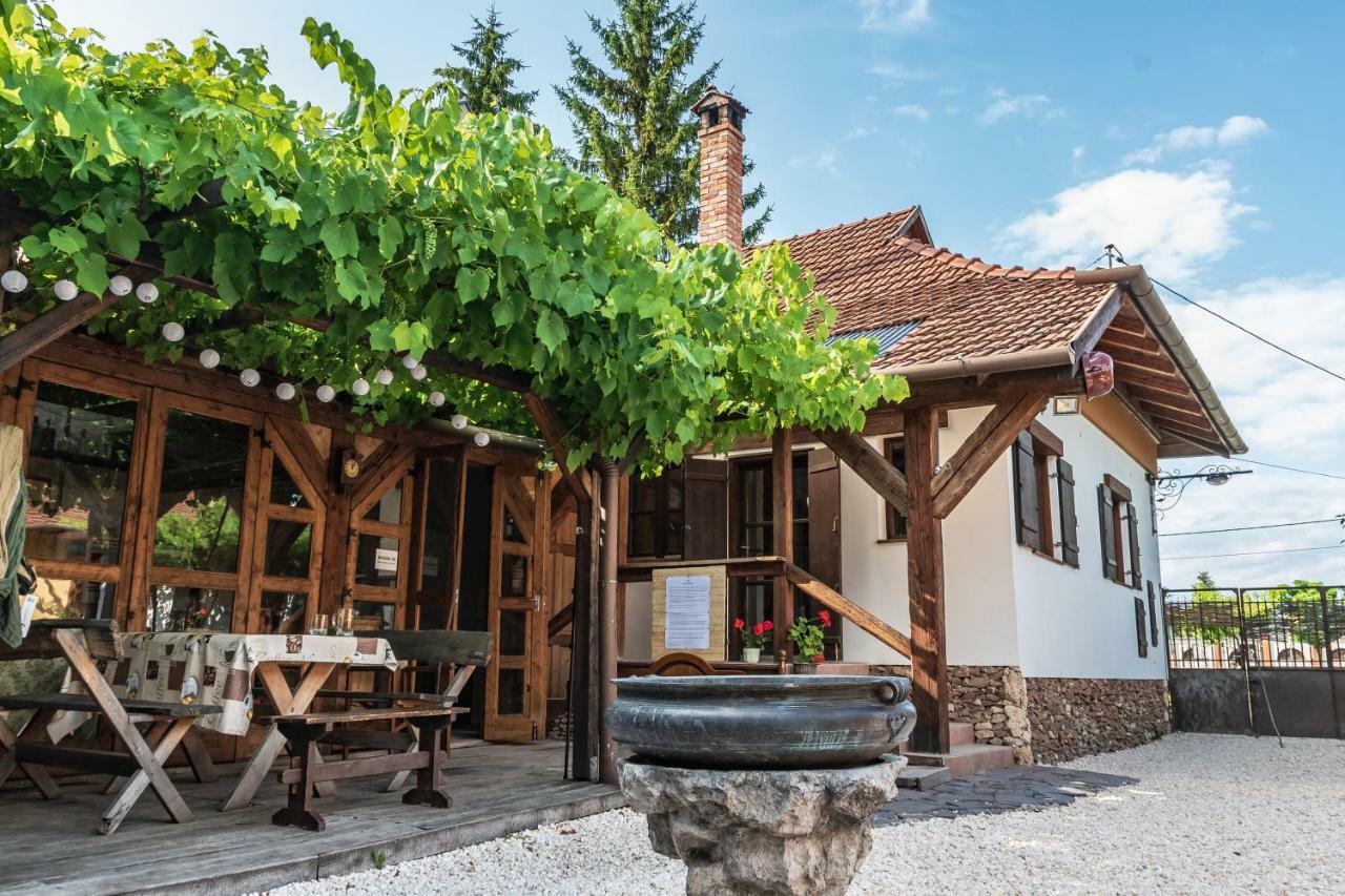 Pajta Apartman Eger Bagian luar foto